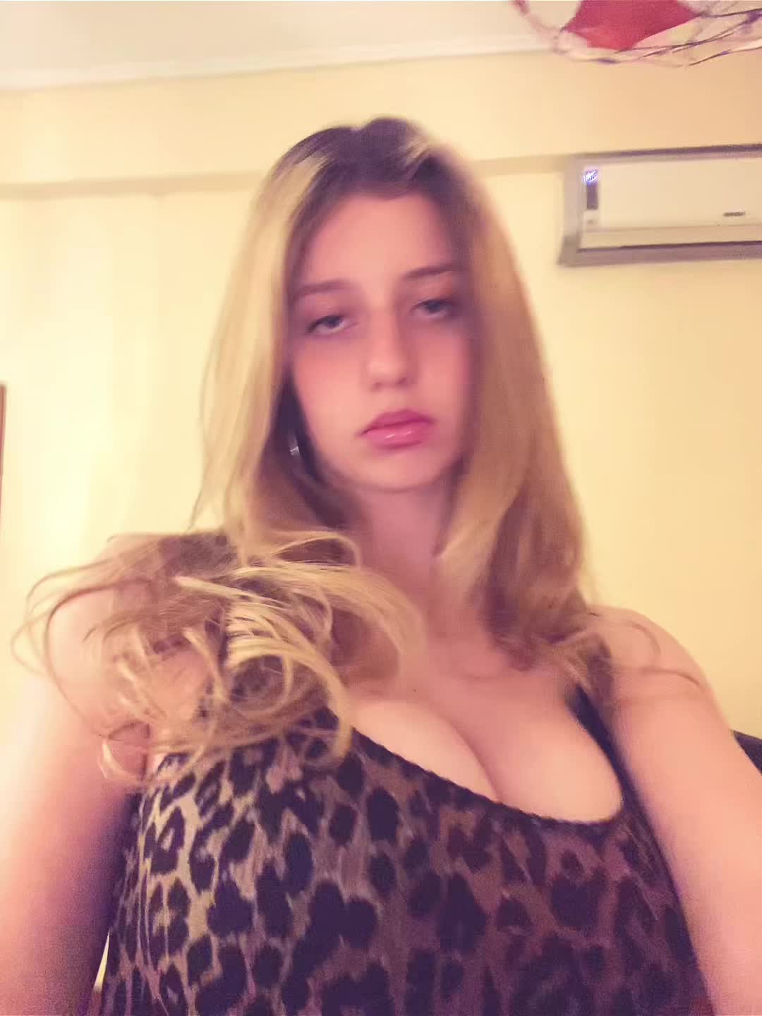 @dimitraa