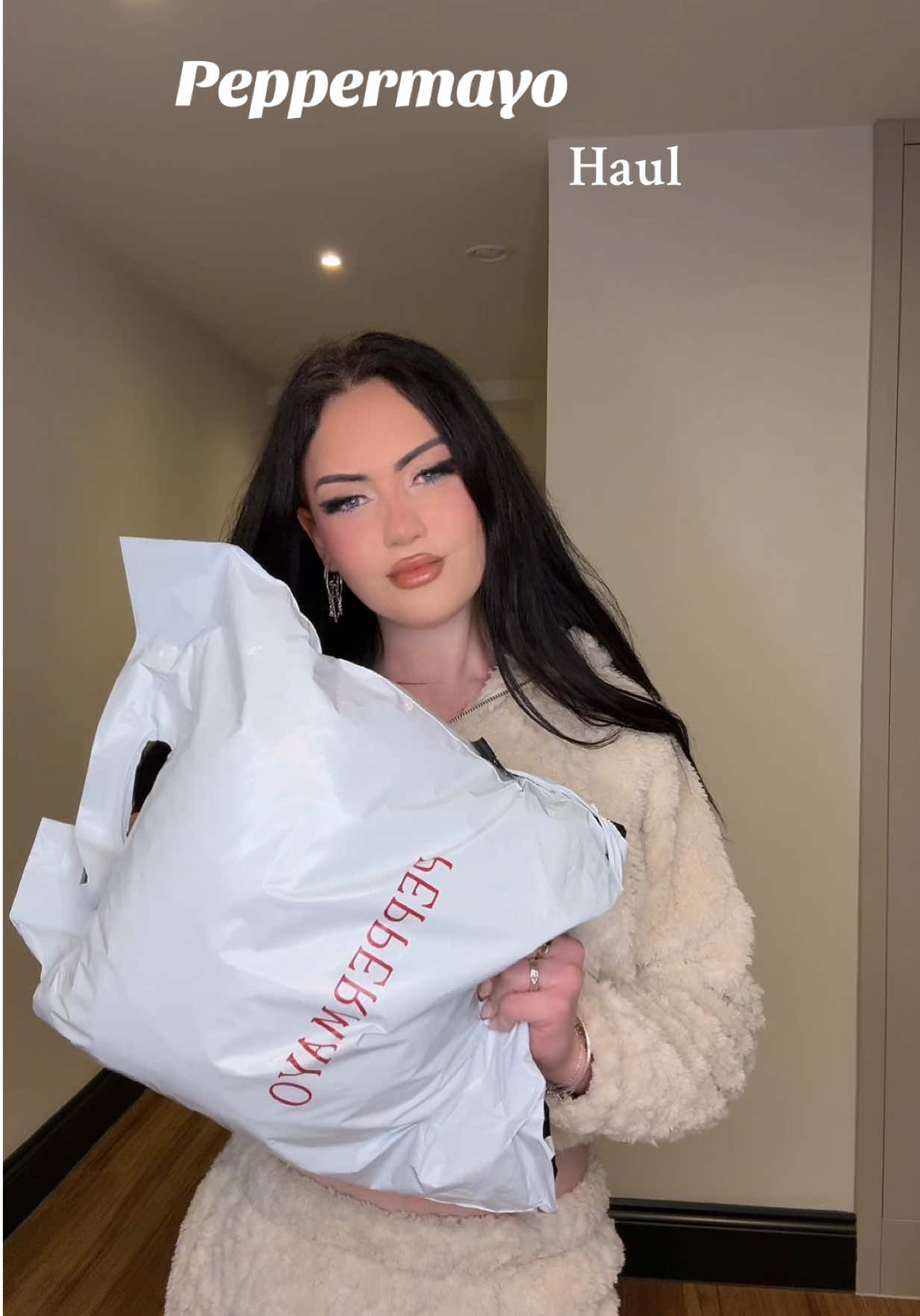 @Jocelyn Claire