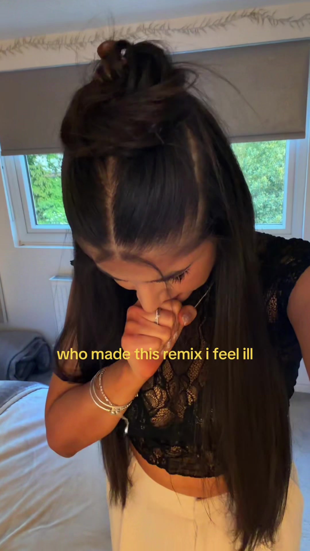 @hol🥀