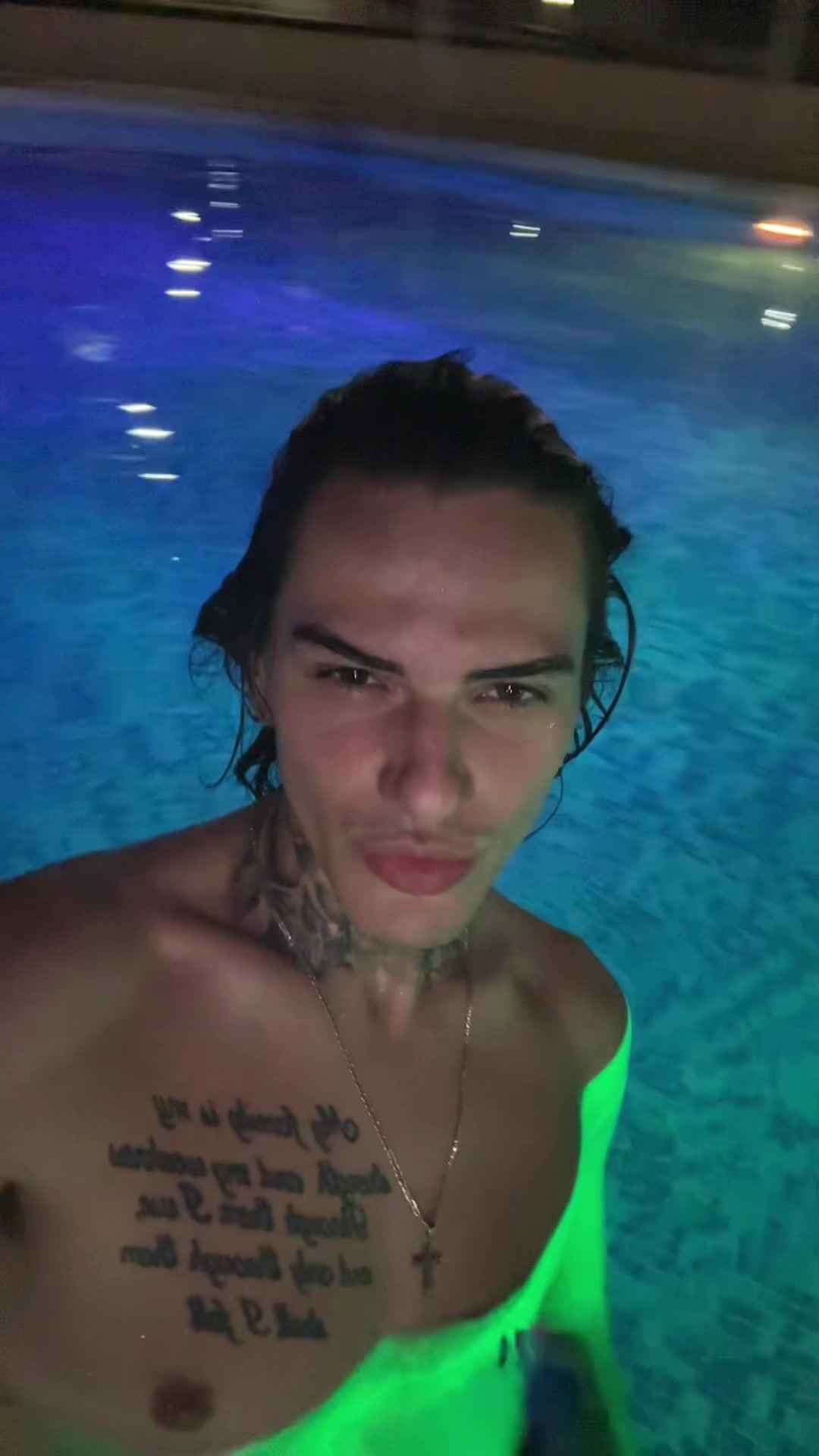 @Alejandro Alé🌊