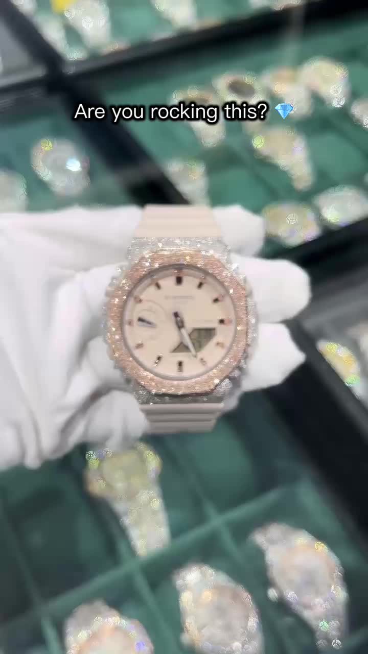 @LuxCrate
