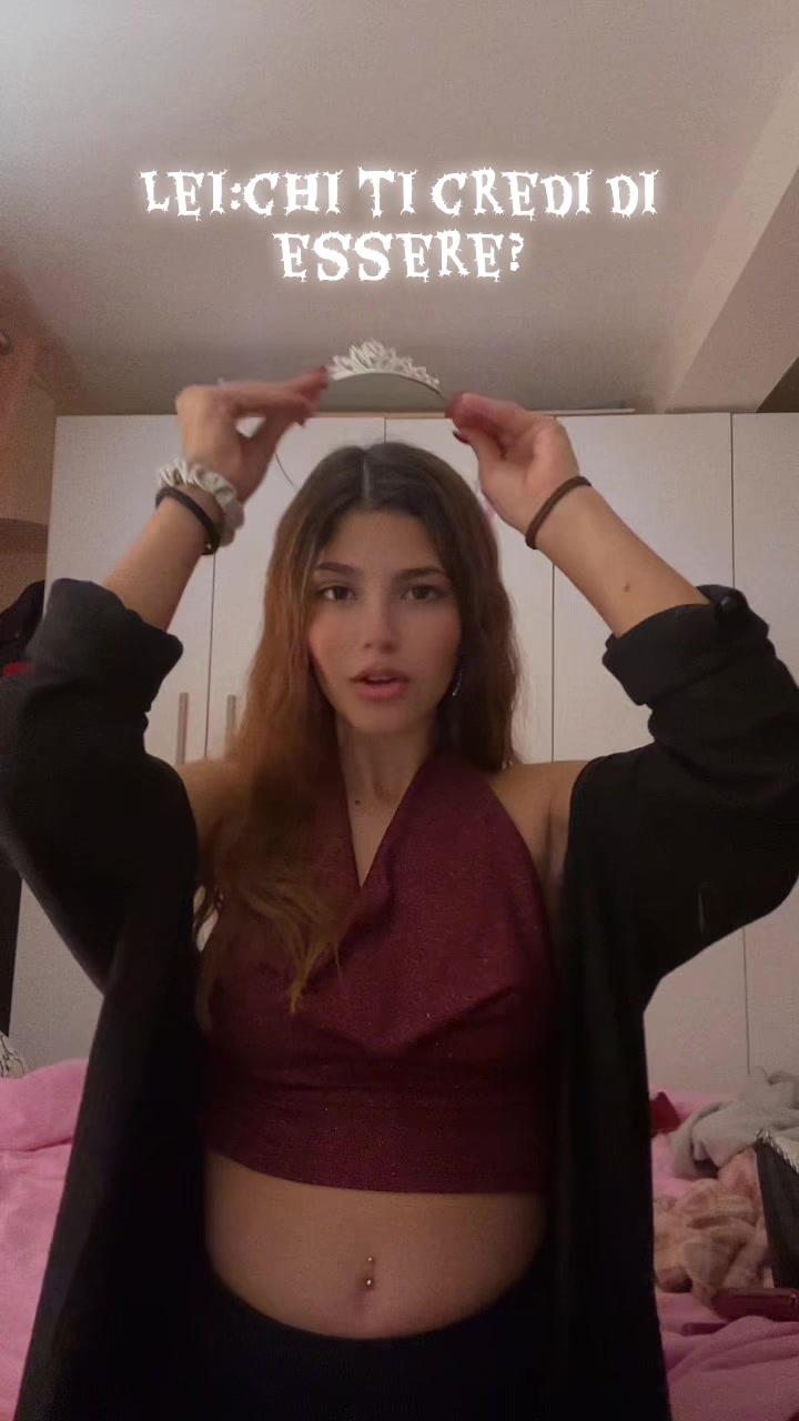 @Valeria_ottaa