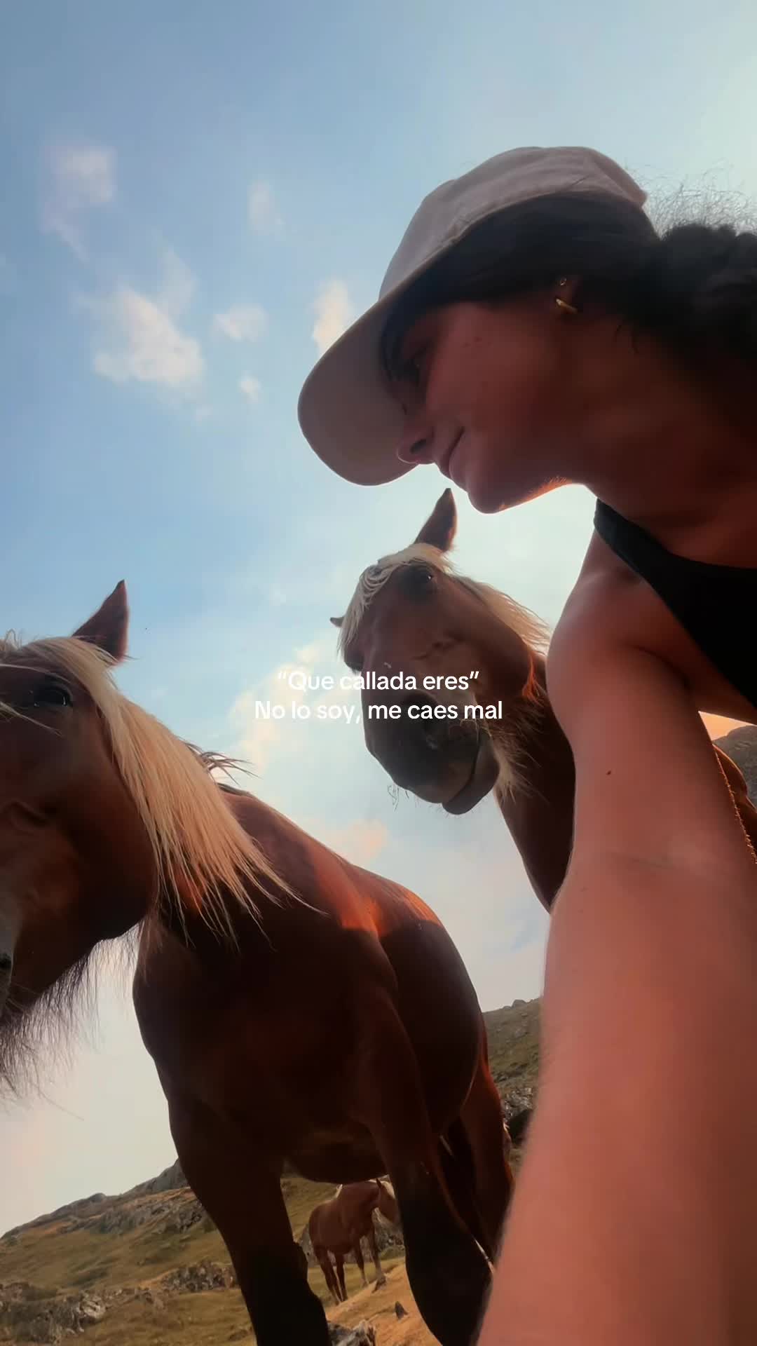 @NAIARA SALVADOR 🌸