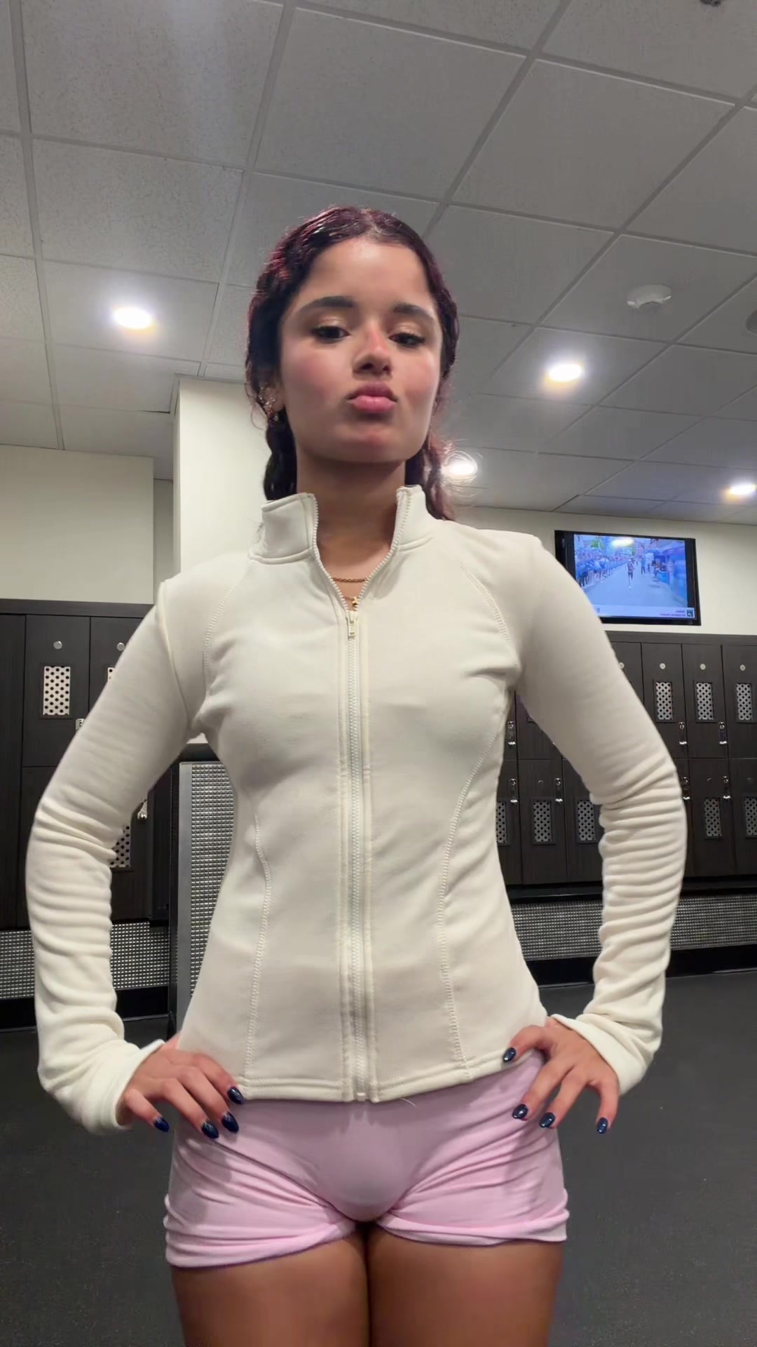 @aishaa