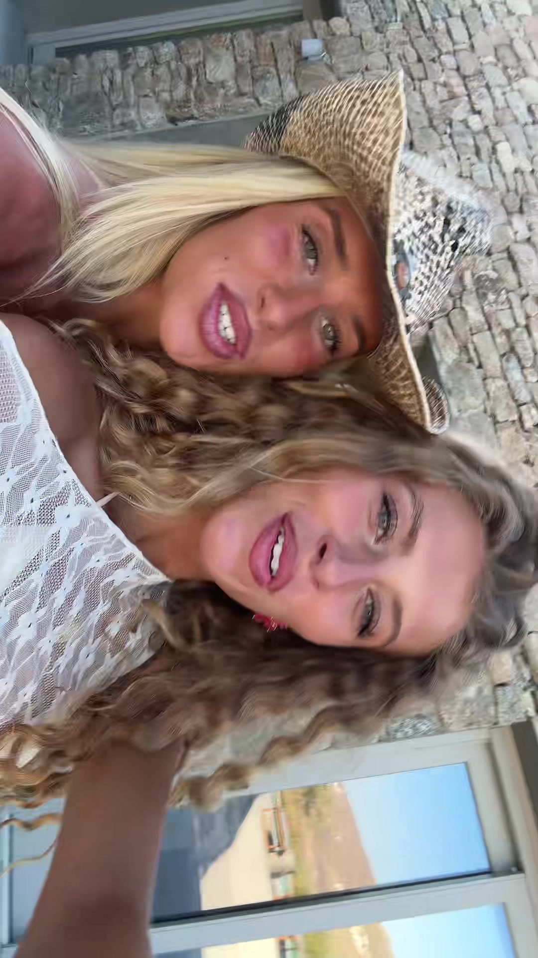 @Eva