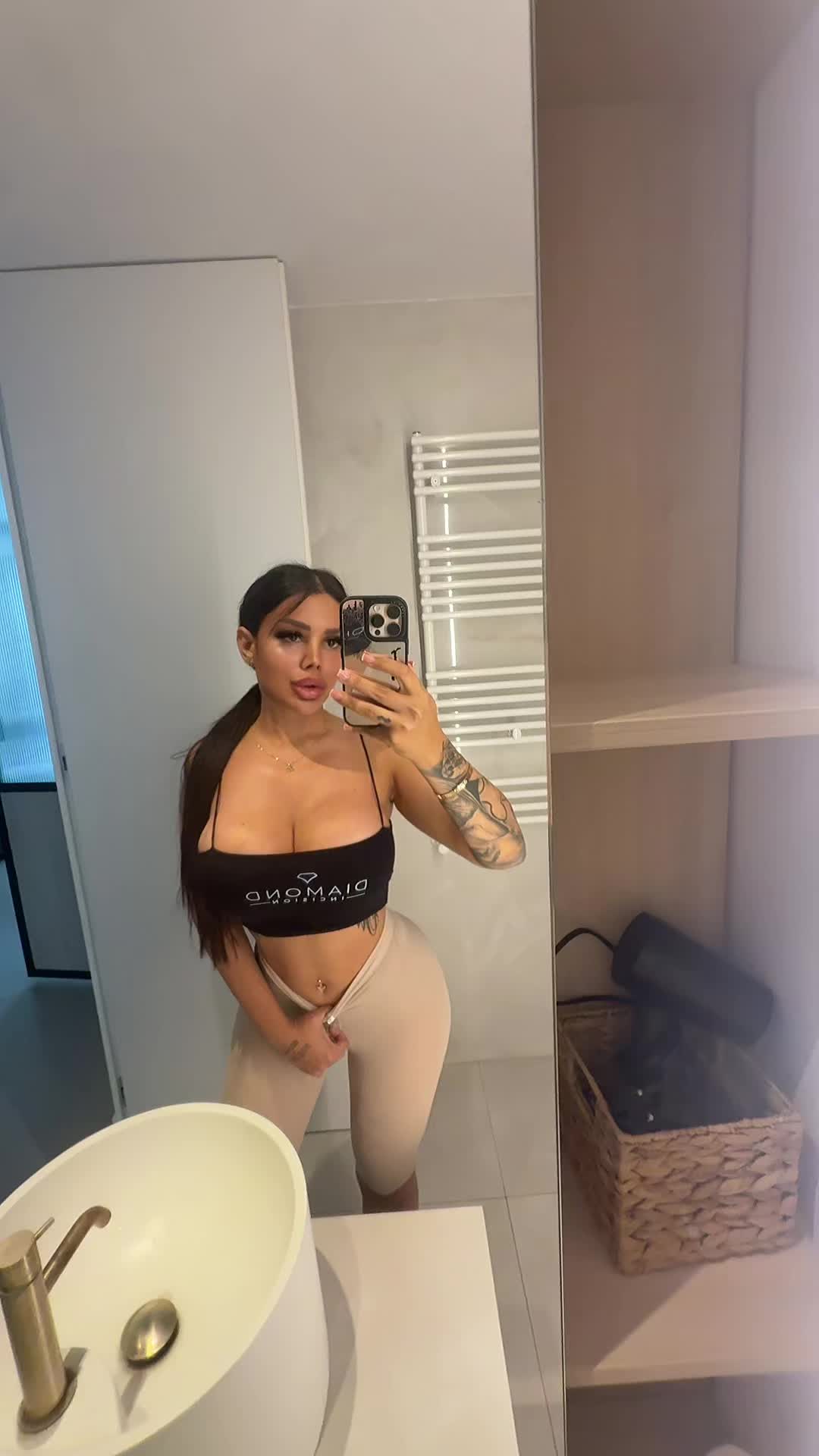 @Axxsss