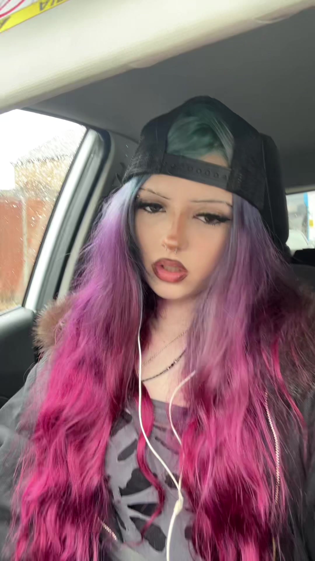 @𝒫𝒶𝓇𝒾𝓈&dagger;👩&zwj;❤️&zwj;💋&zwj;👩