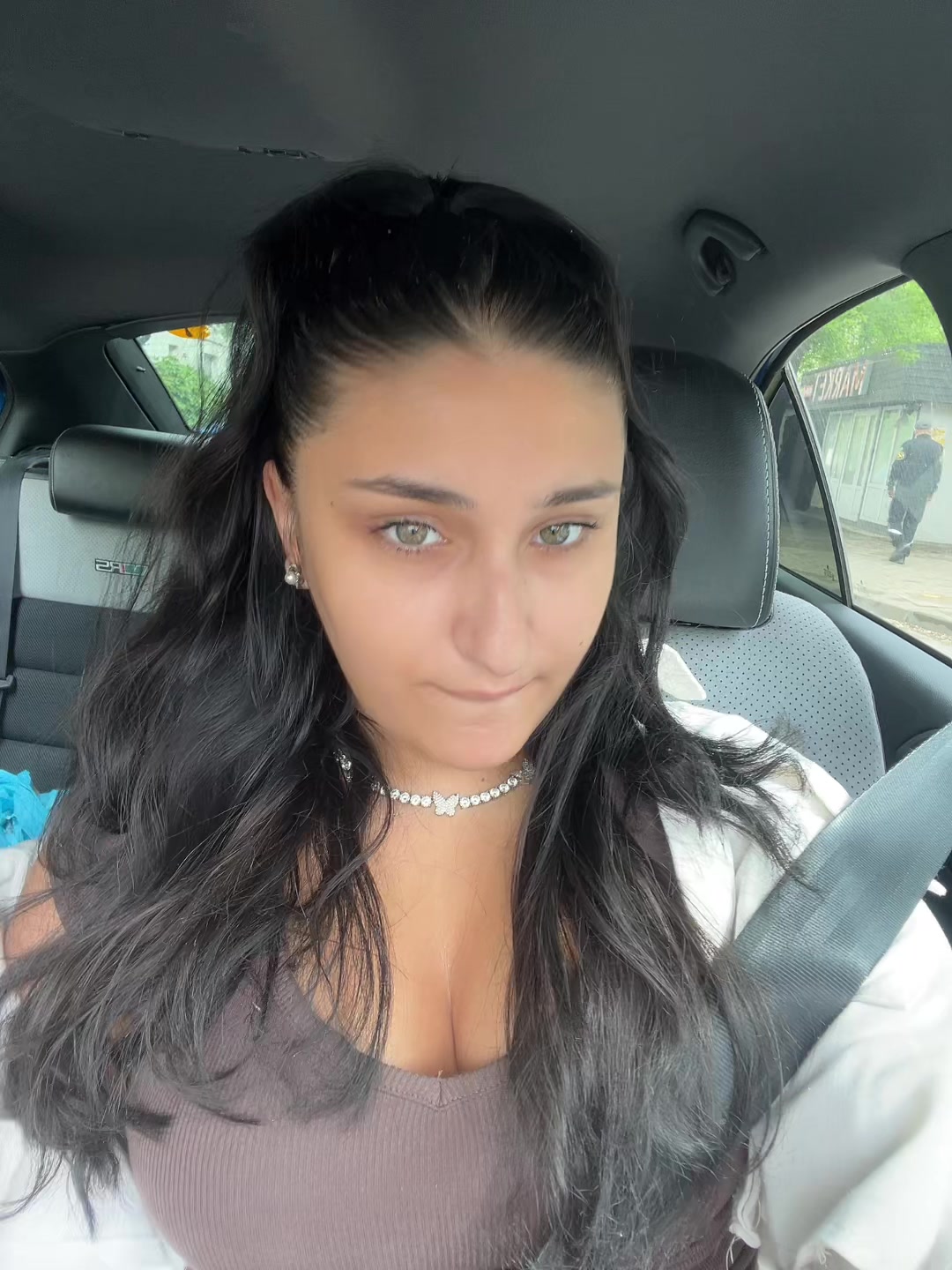 @Larissa Ioana