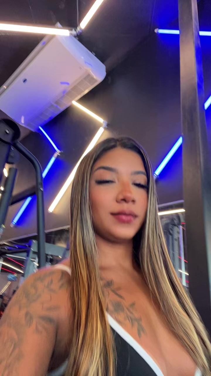 @Jullya Macedo ❤️