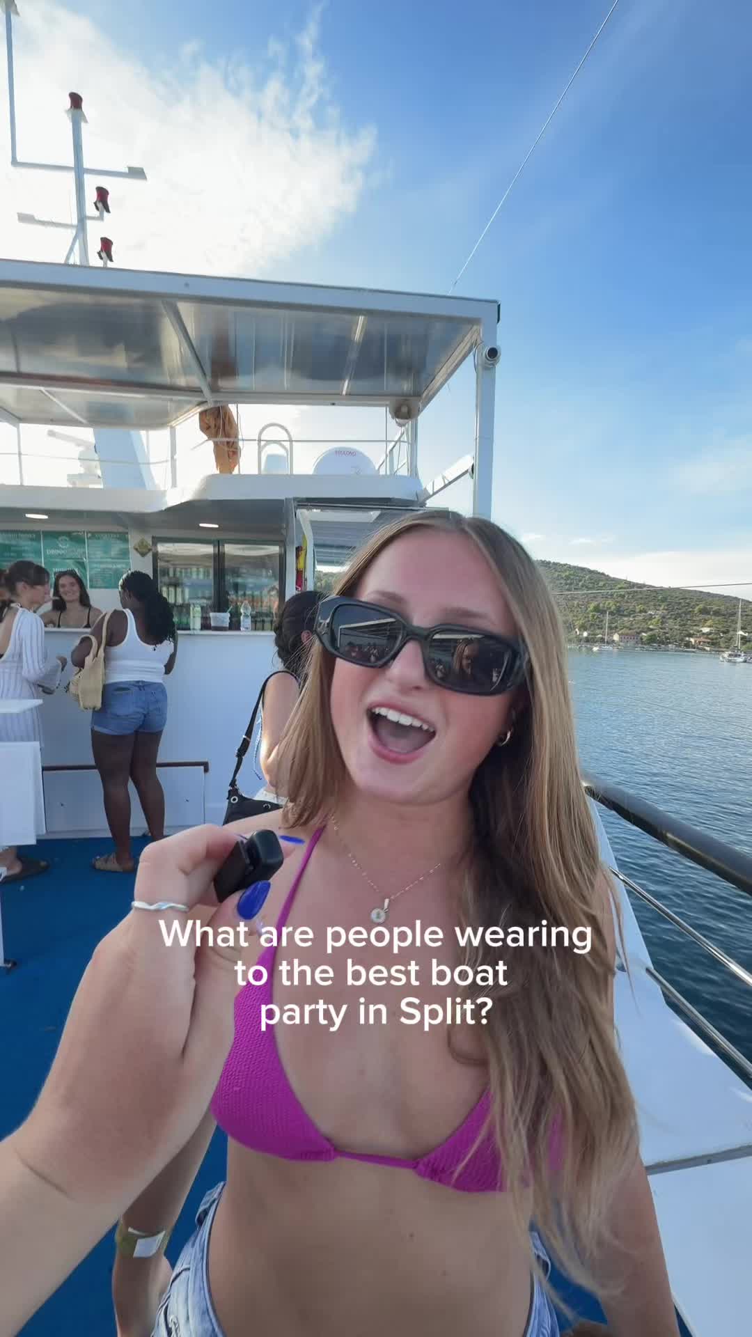 @Out To Sea - Split Boat Party