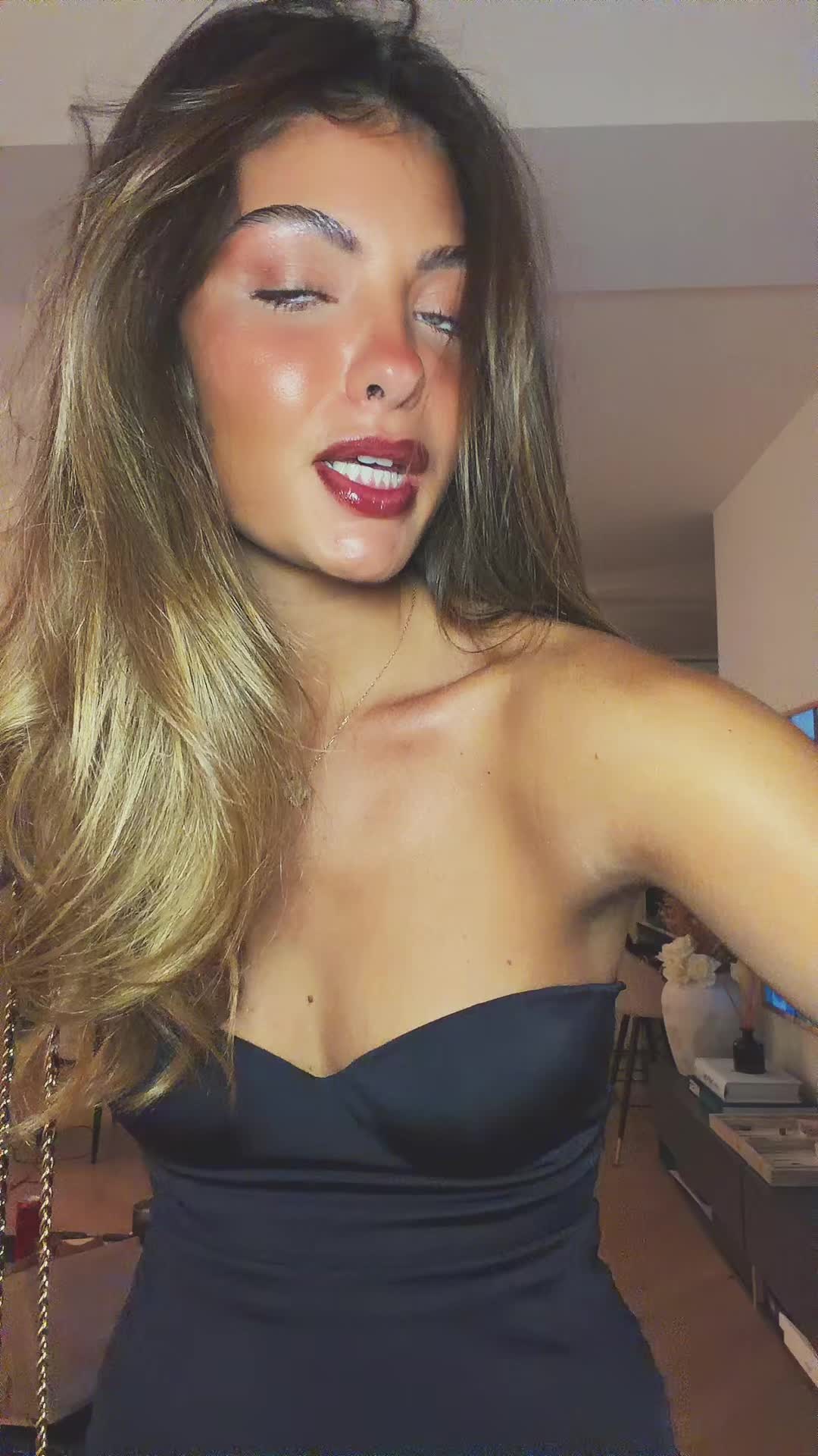 @camilleronez