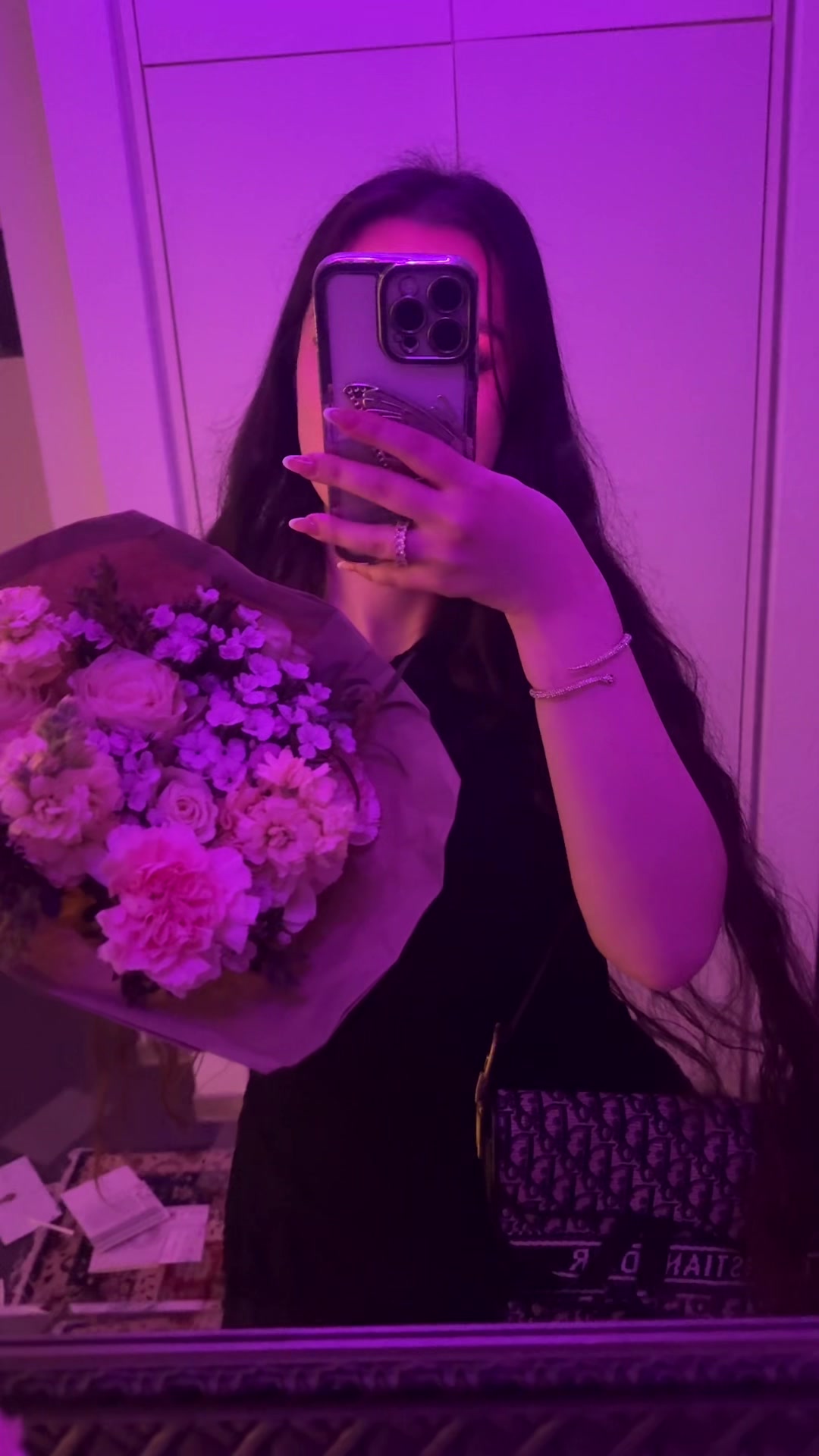 @melika