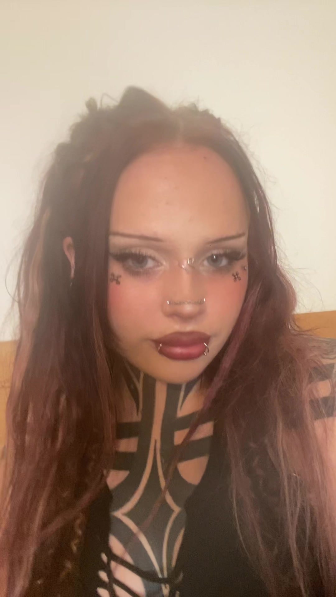 @AmeliaQueenYolo