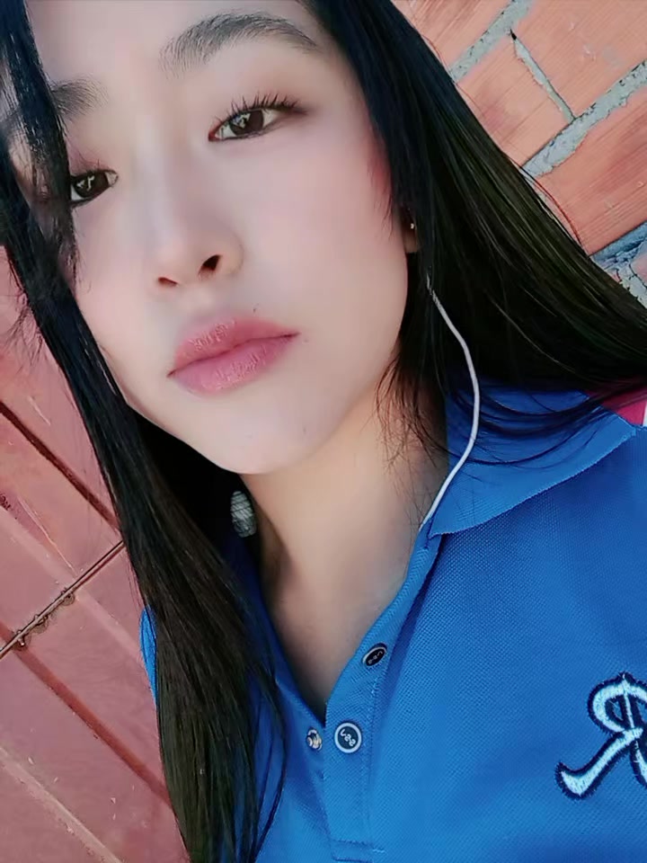 @M A J H Y ☄️