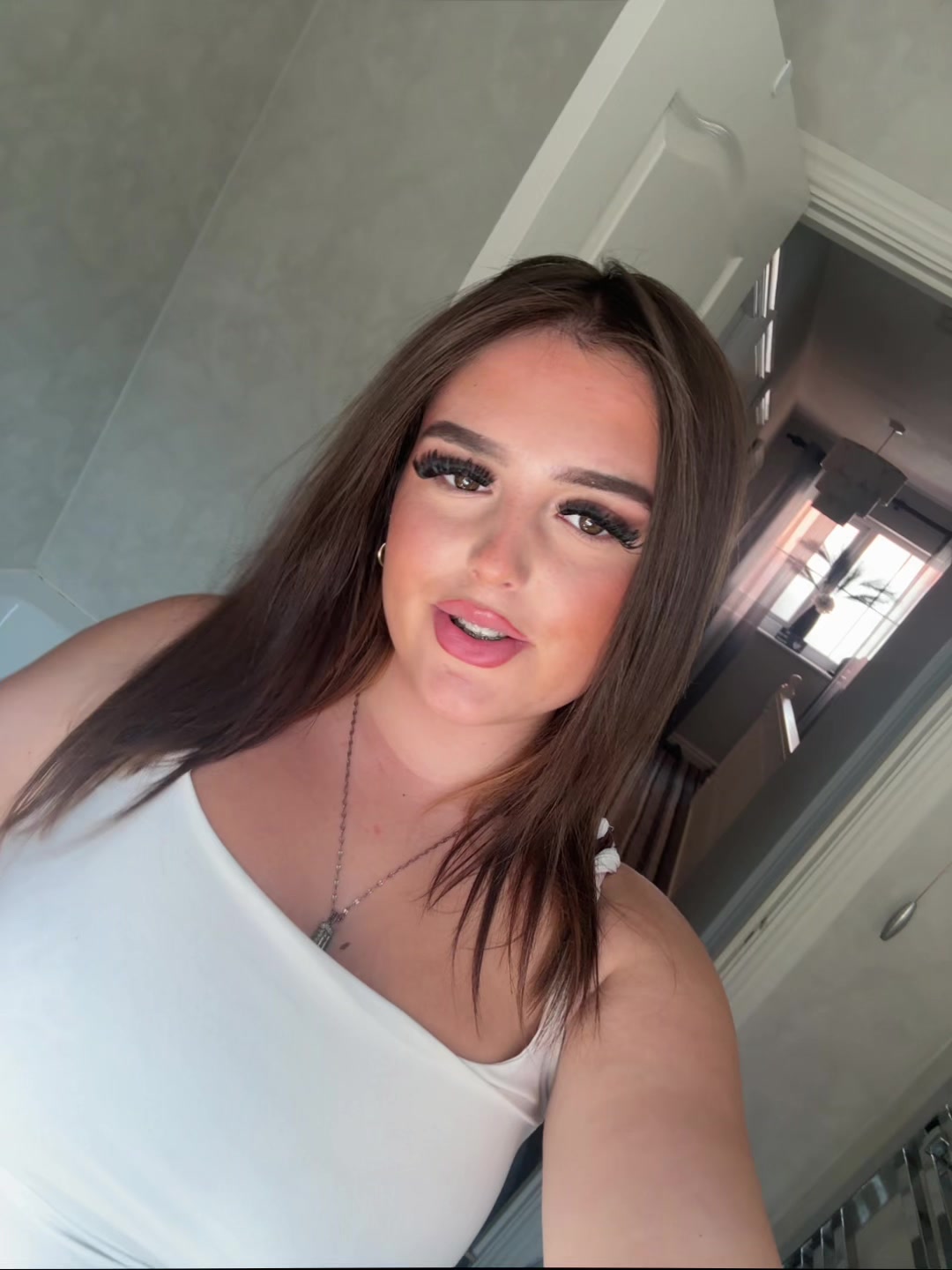 @laceymaerennie0