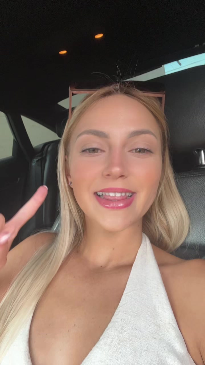 @🦋