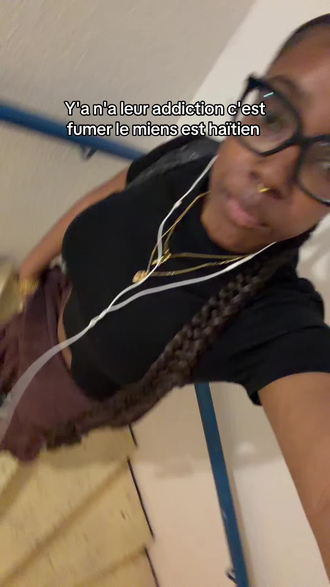 @Ifyk.$haniquetellhahey