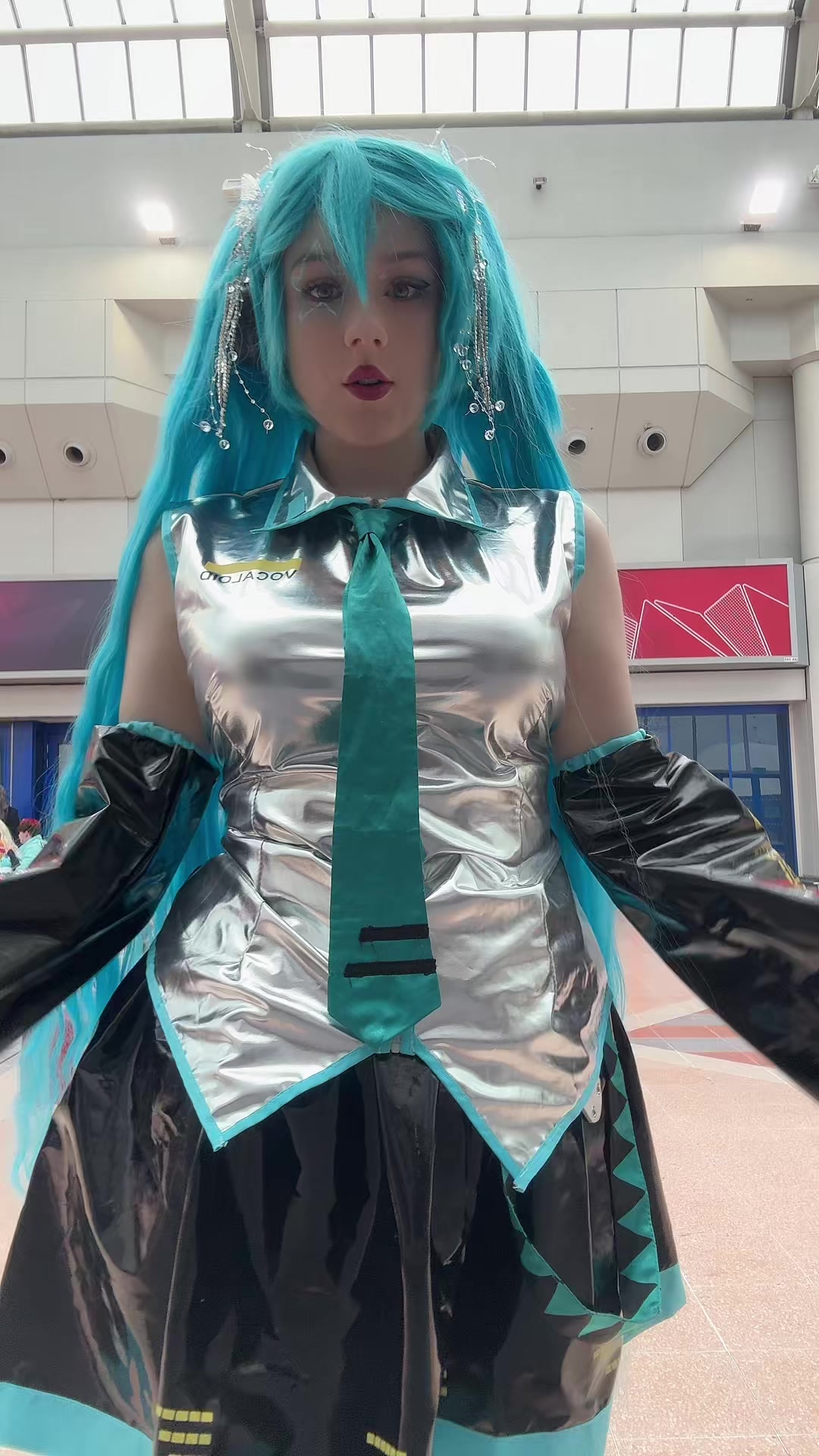 @<3