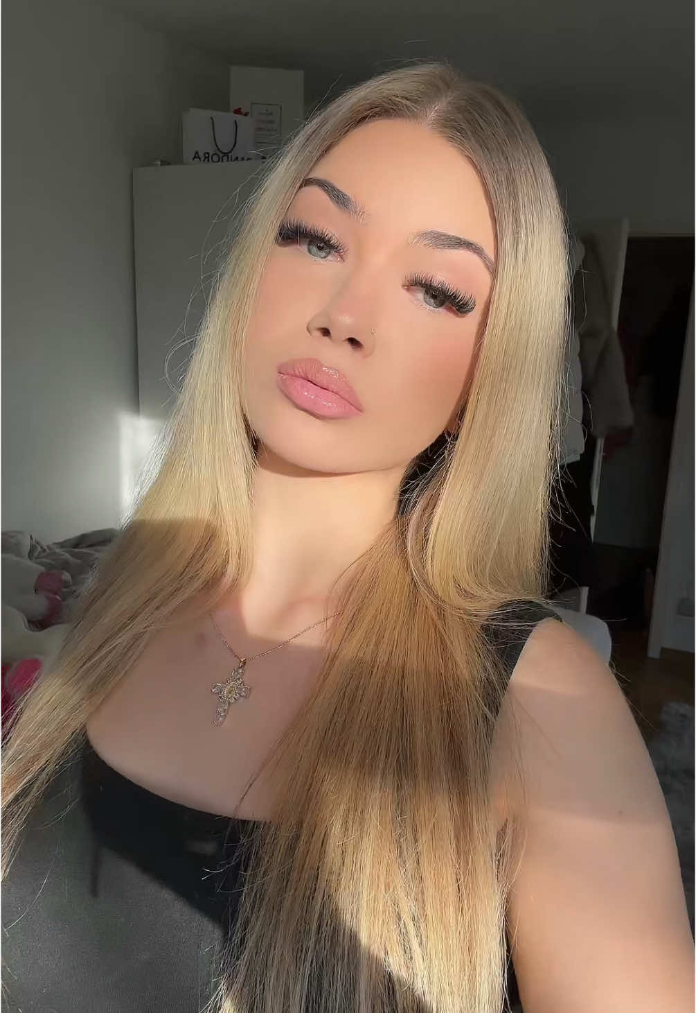 @Riri🇪🇸🇭🇷