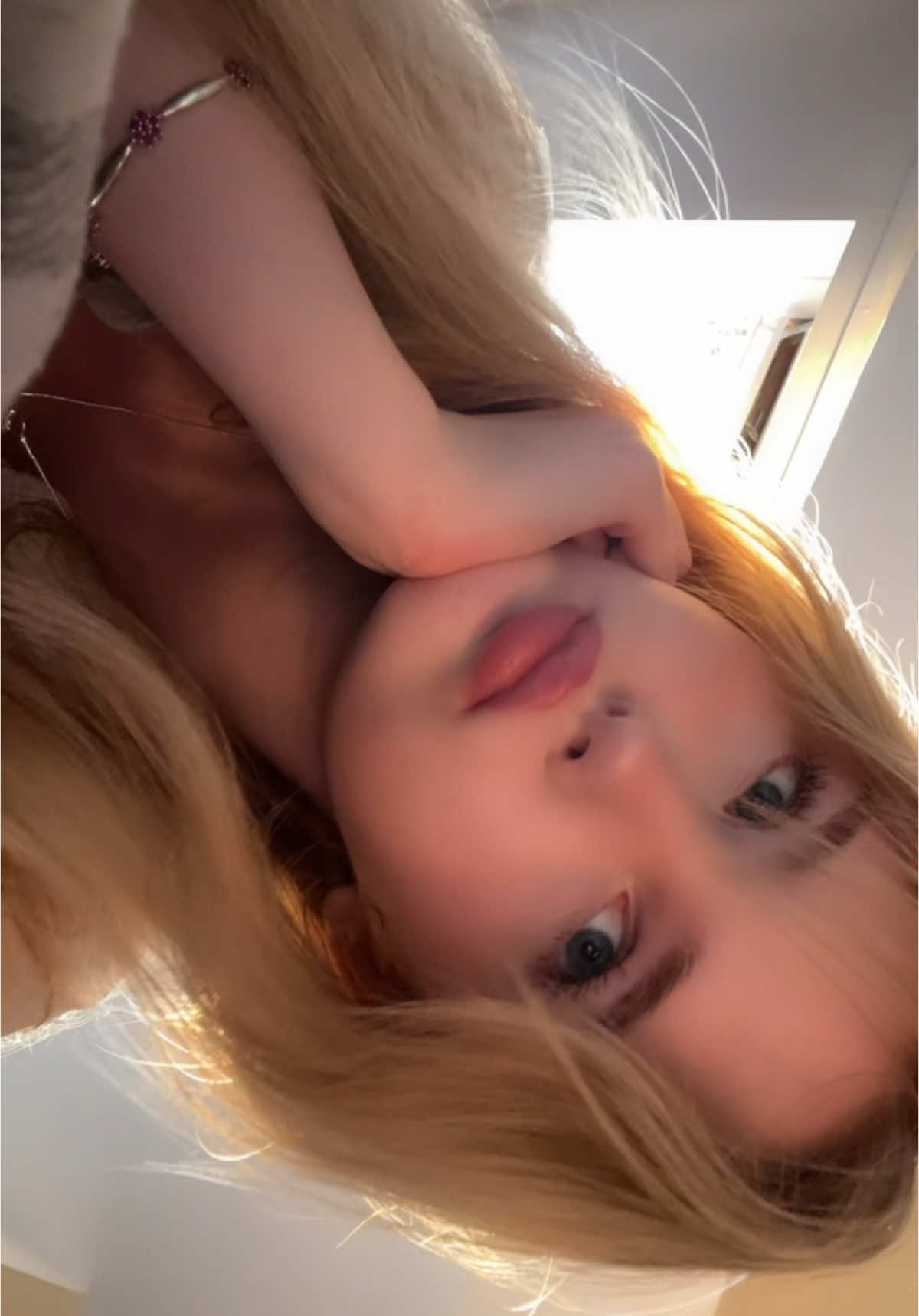 @❦