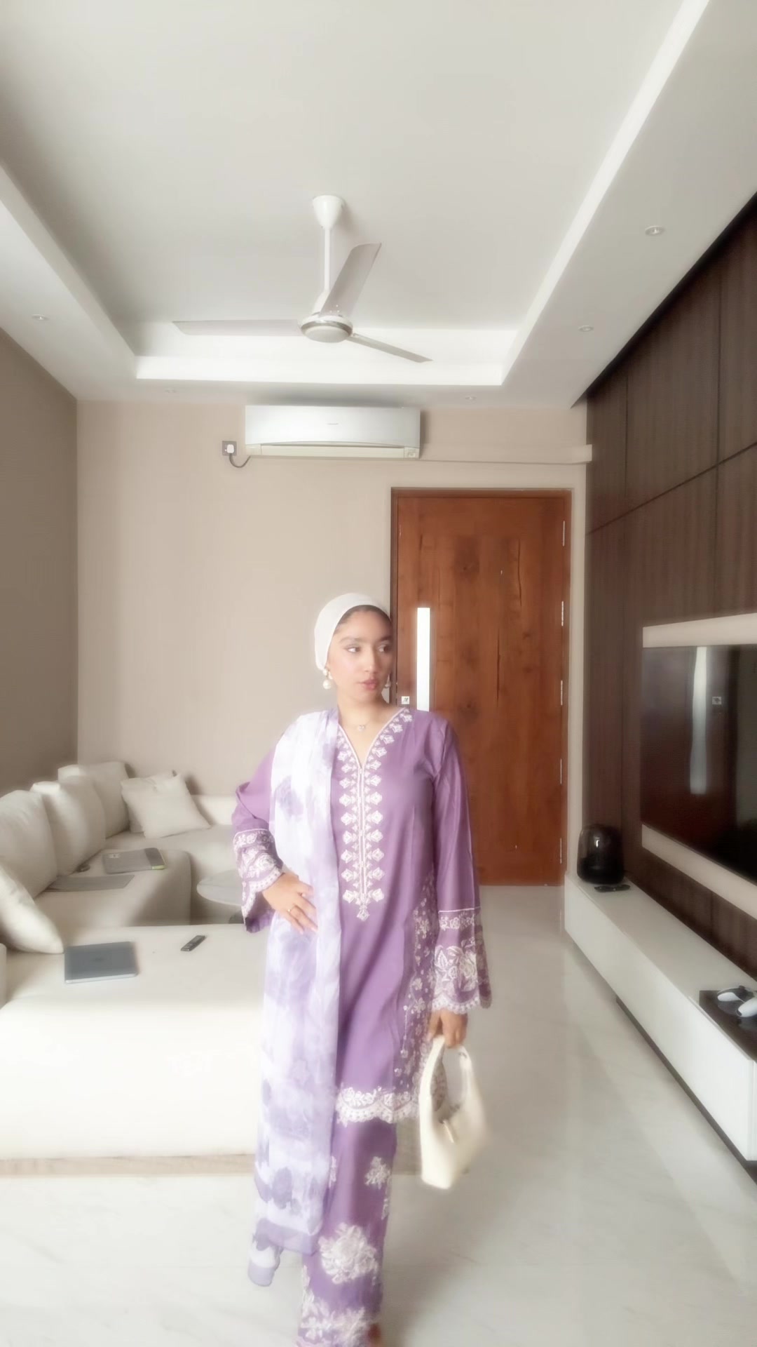 @Mehnaz💫