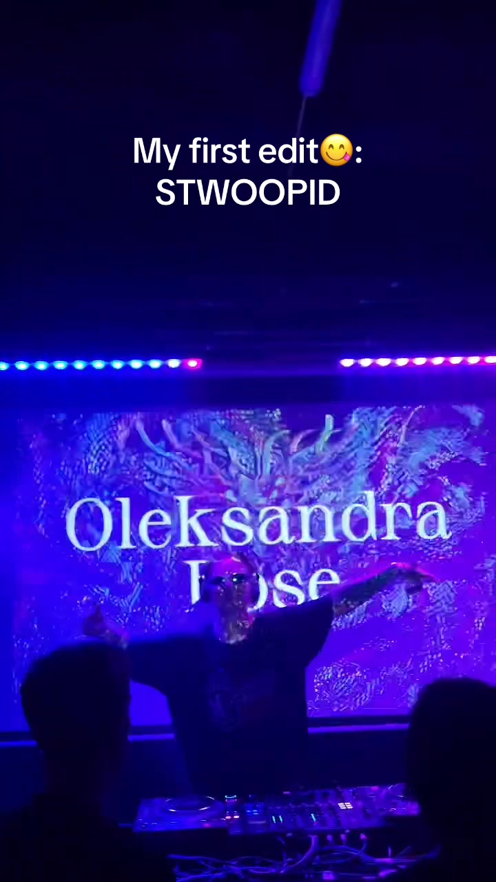 @Oleksandra Rose
