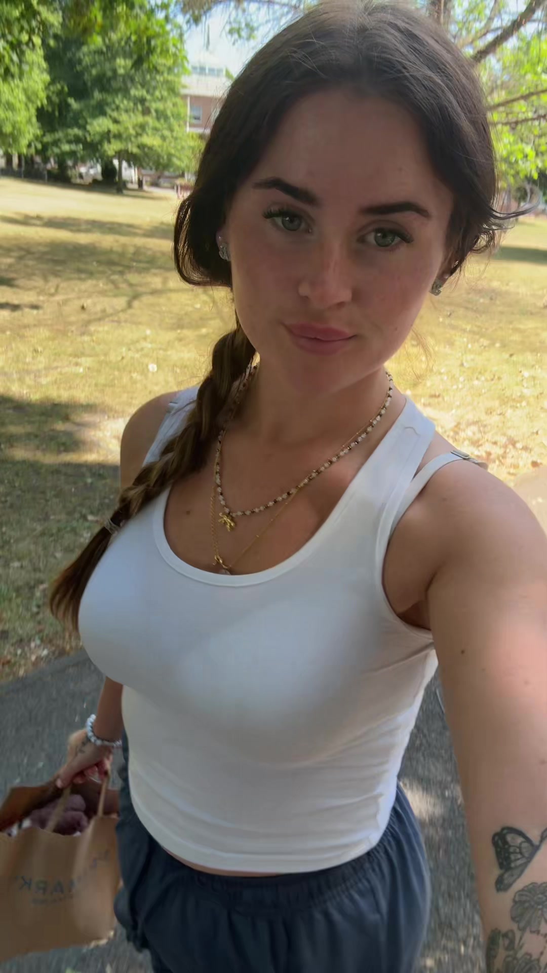 @✨✨LAUREN.LUCY✨✨