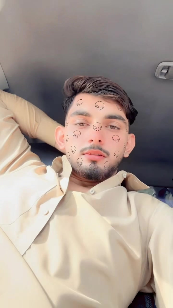 @راجہ 🪐