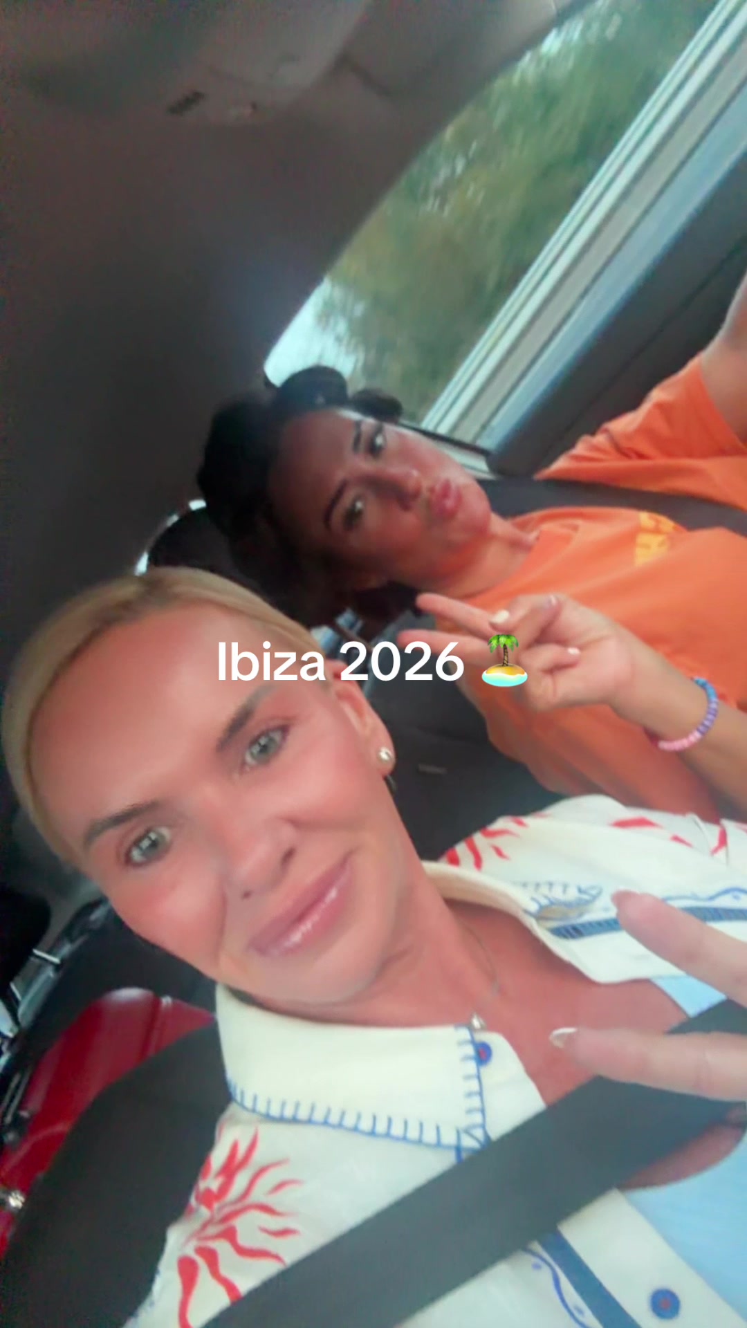 @LisaBarclay4