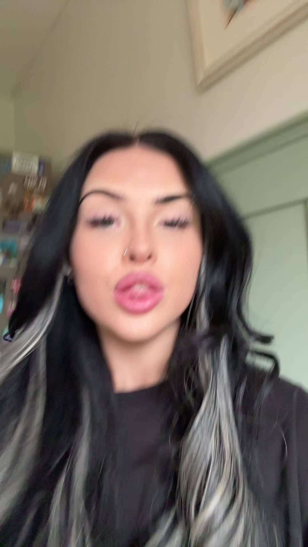 @lilygracegrattonxx