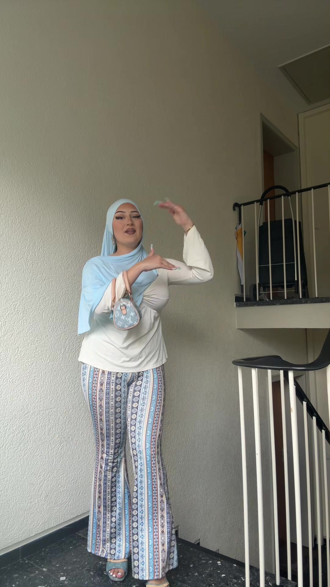 @Zeyno