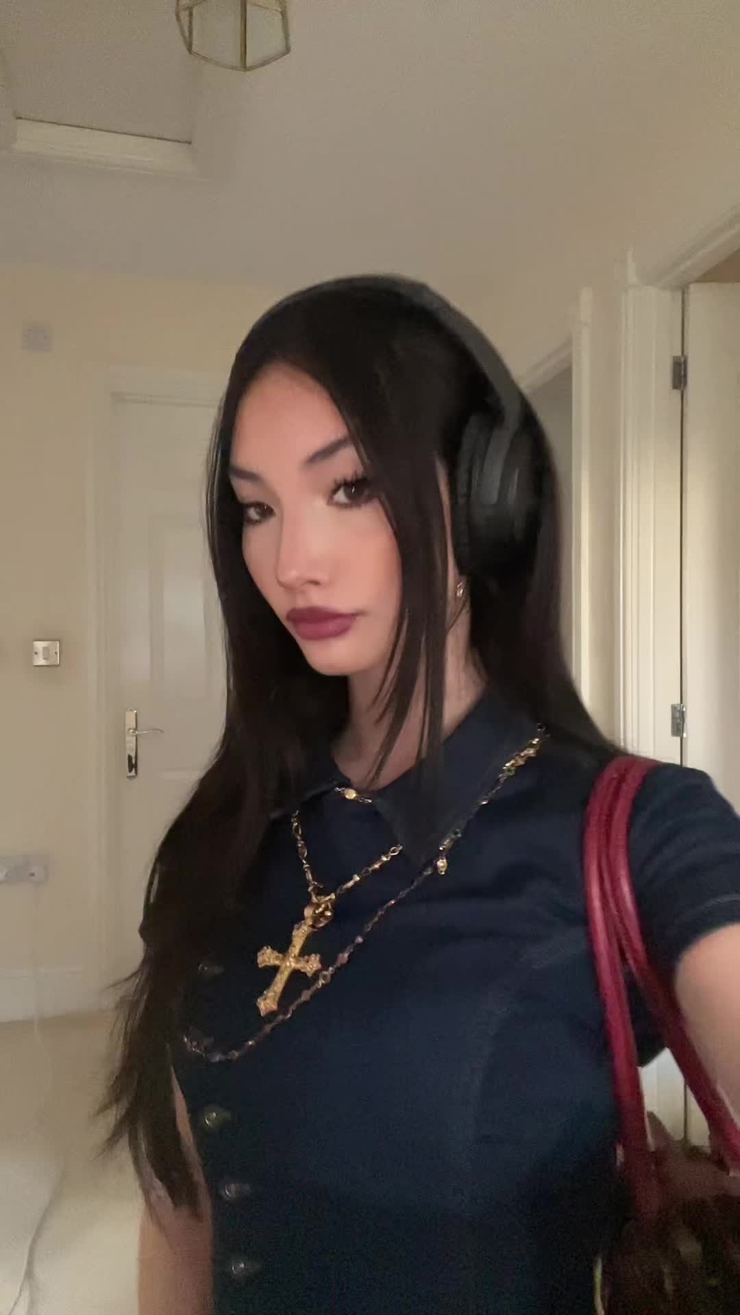 @ellie!