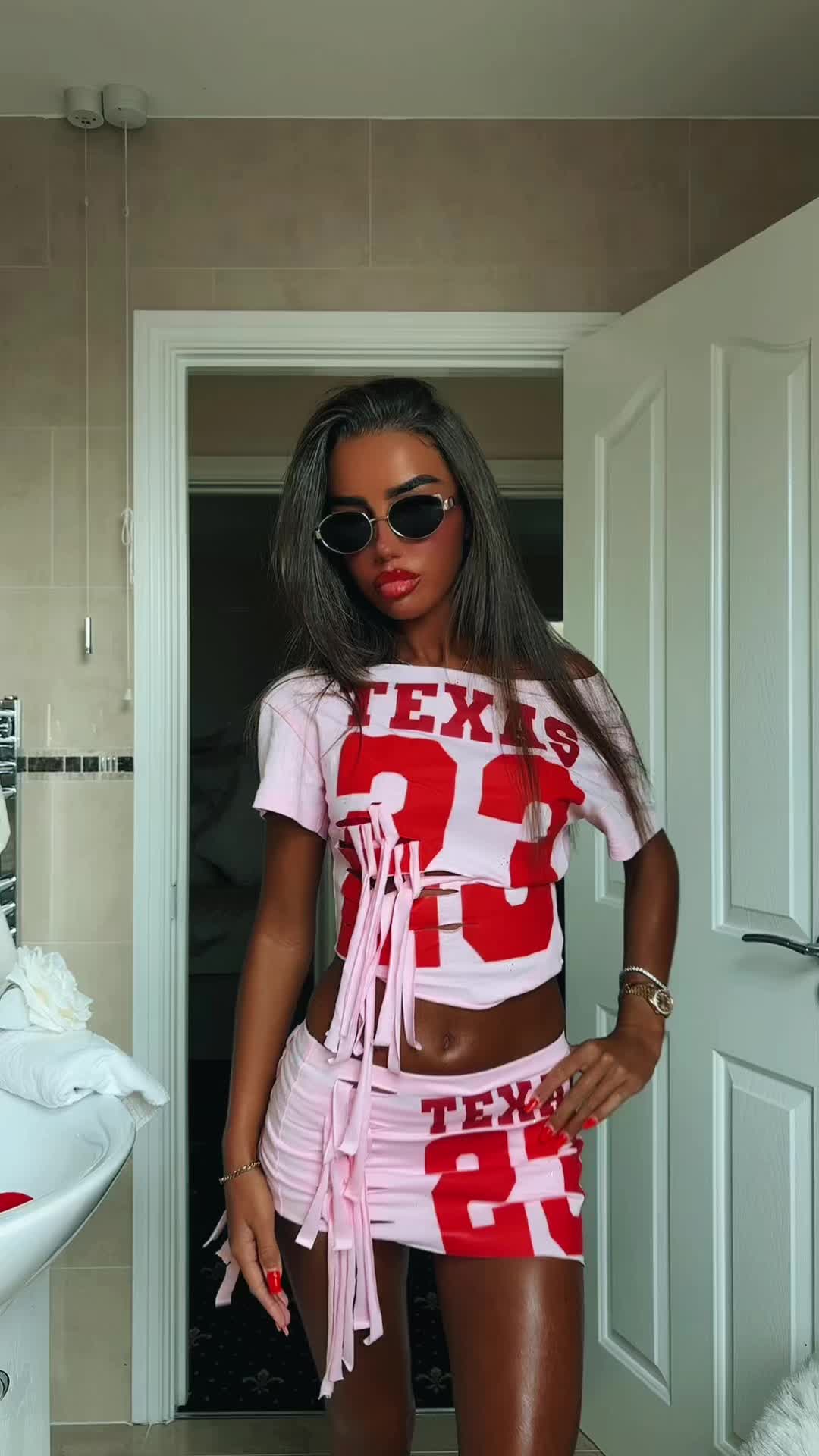 @𝓐𝓷𝓷𝓪𝓵𝓲𝓼𝓮