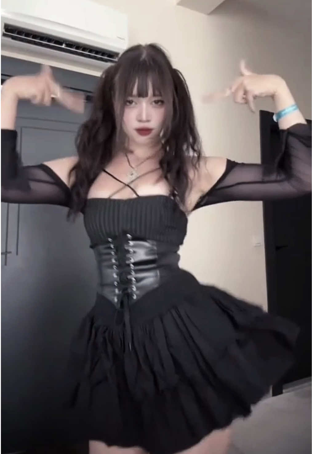 @Nefretta