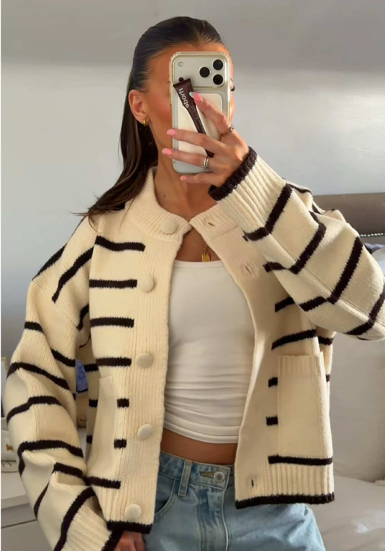 @Mariella