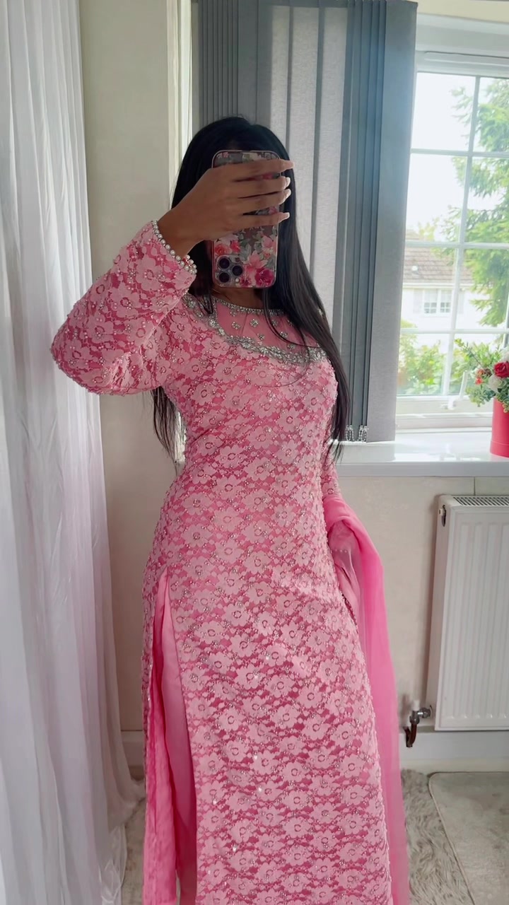 @PretByAziza
