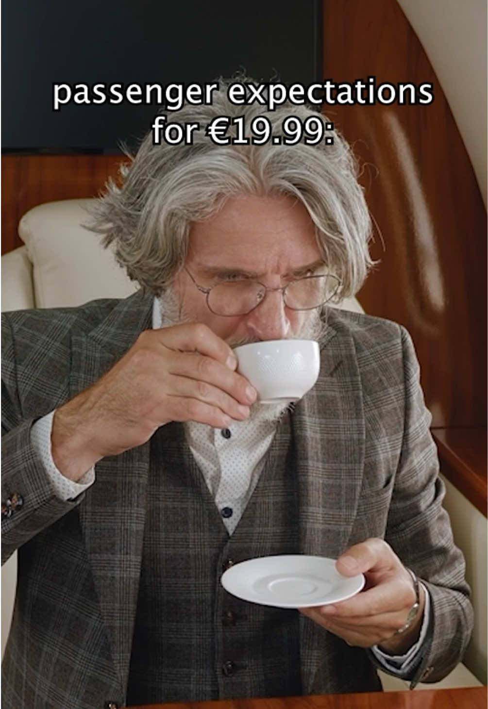 @Ryanair