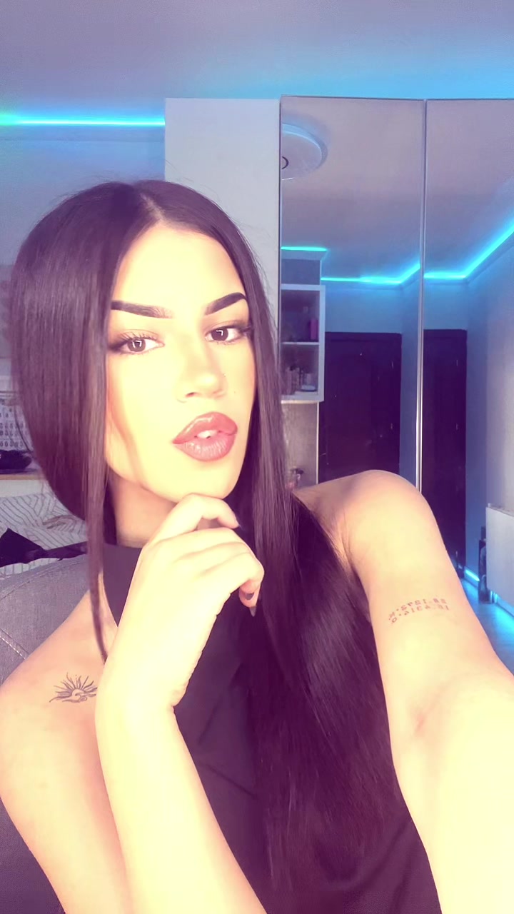 @𝐏𝐚𝐮𝐥𝐚 𝐂𝐨𝐛𝐢𝐞𝐥𝐥𝐚