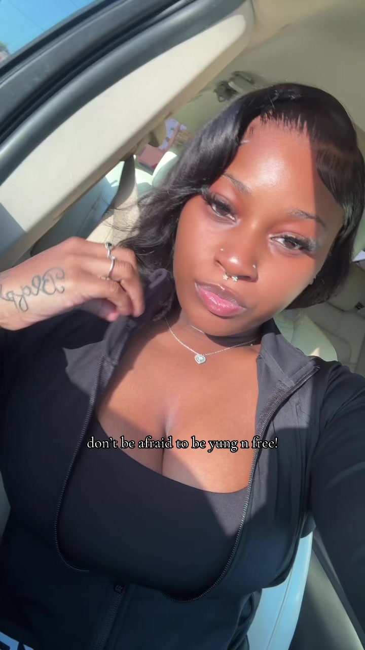 @C’nya🖤.