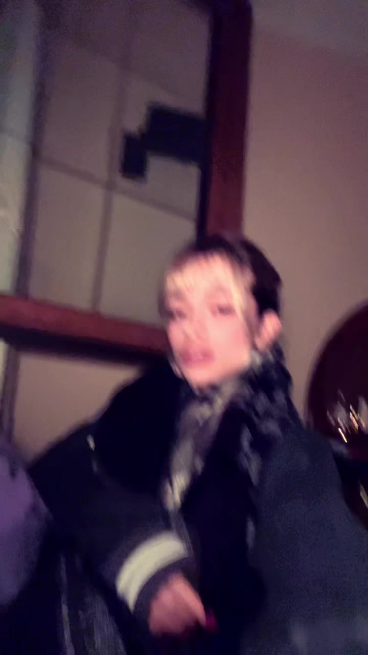 @lariuuuus