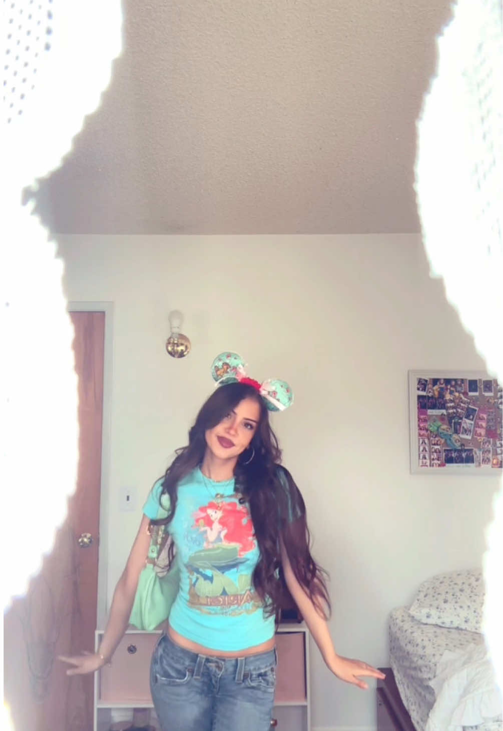 @𝒞🦢