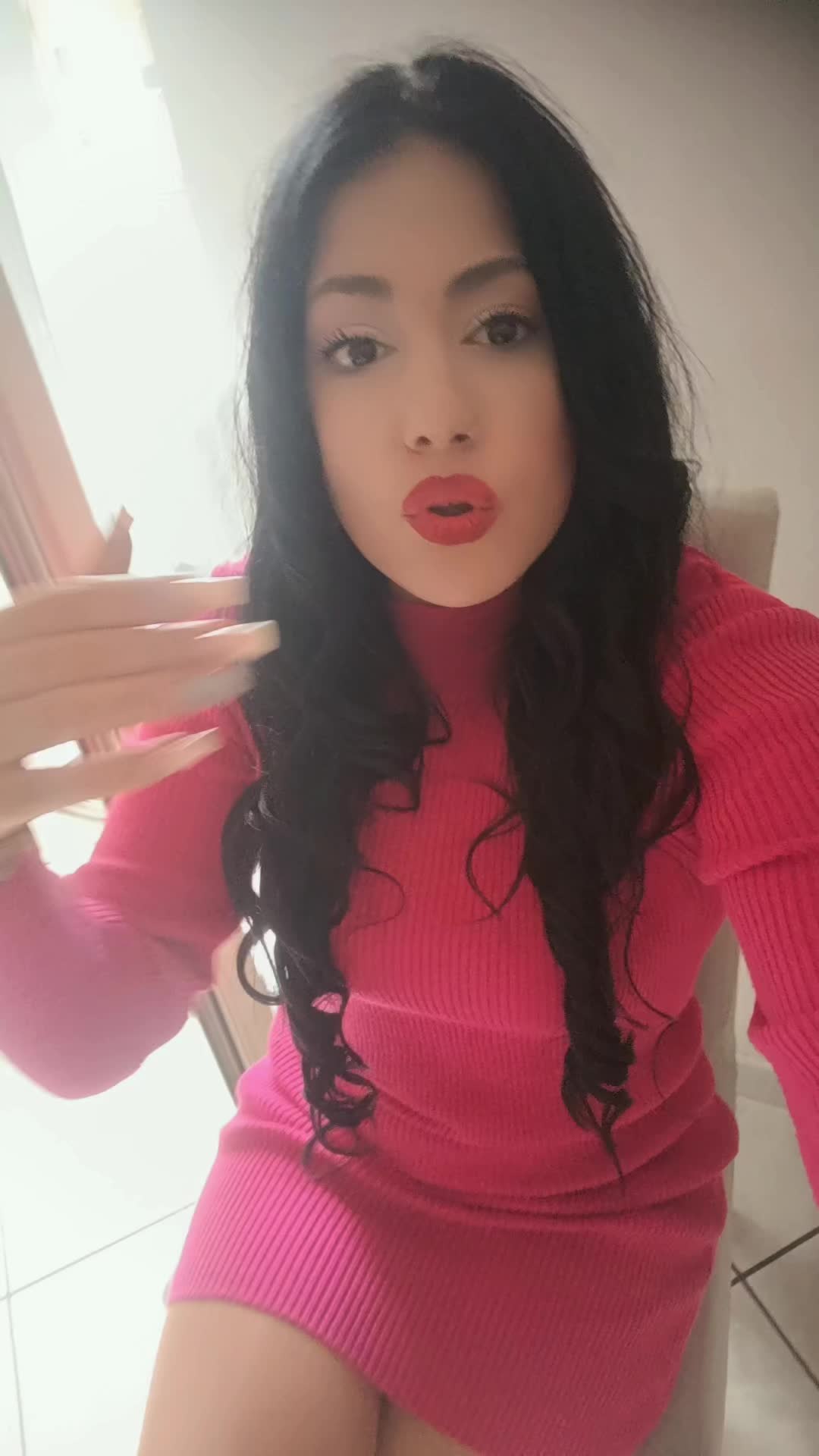 @🖤