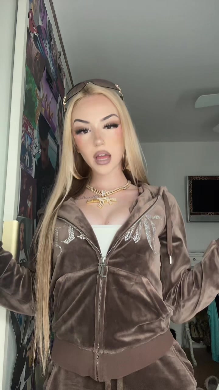 @𝑆𝑎𝑟𝑎🐆