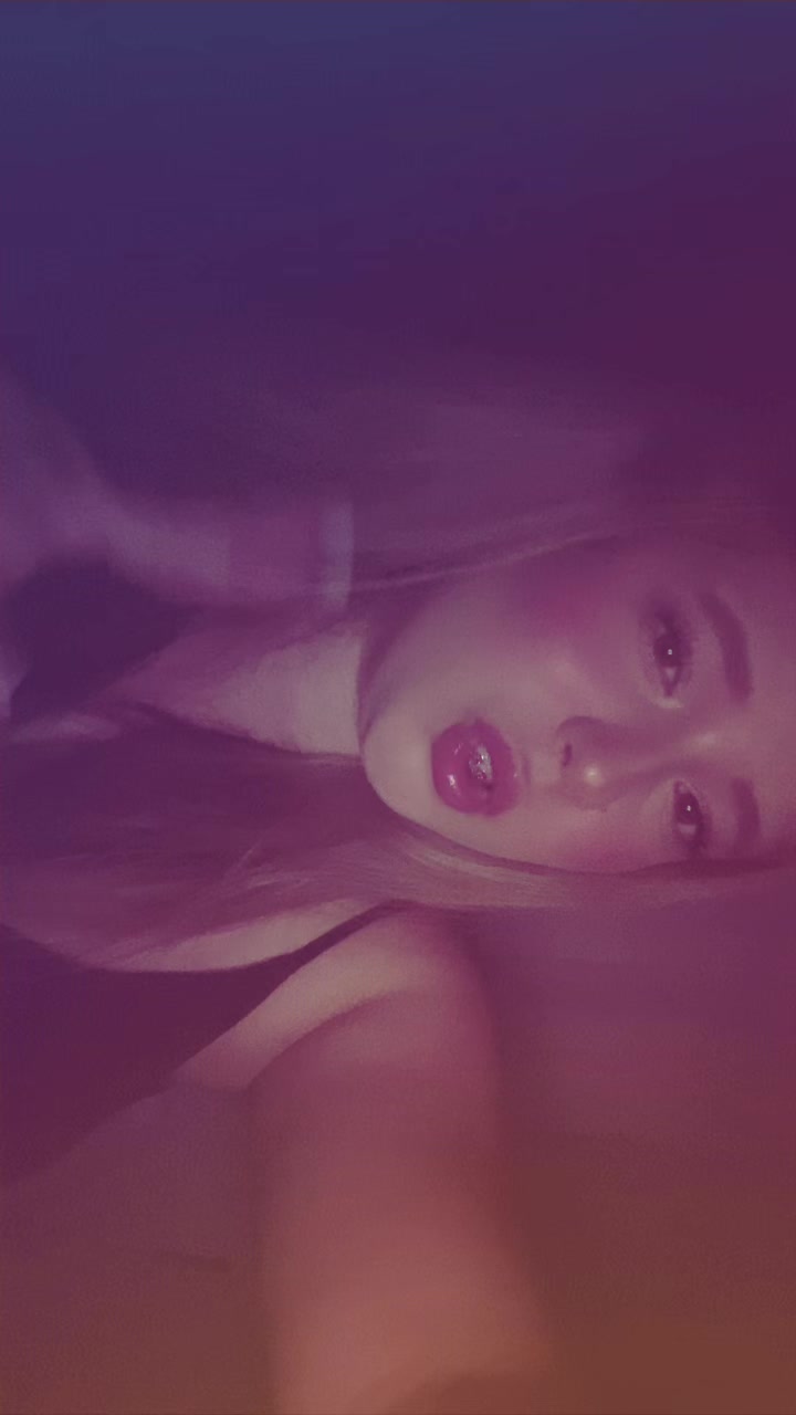 @Flo💞