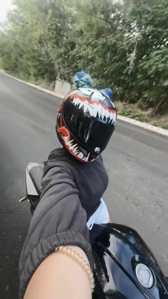 @Stefika 🇦🇱
