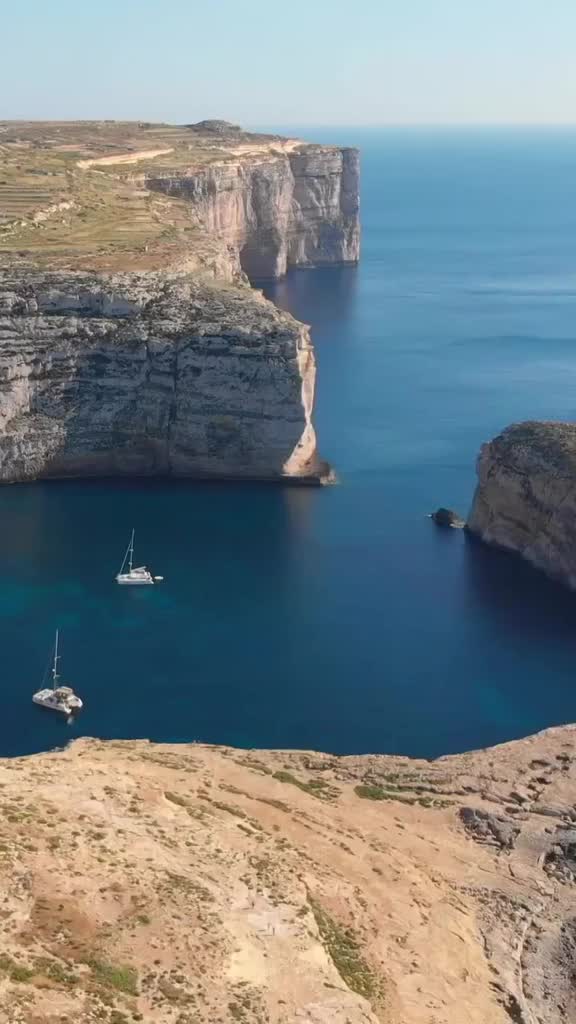 @VisitGozo
