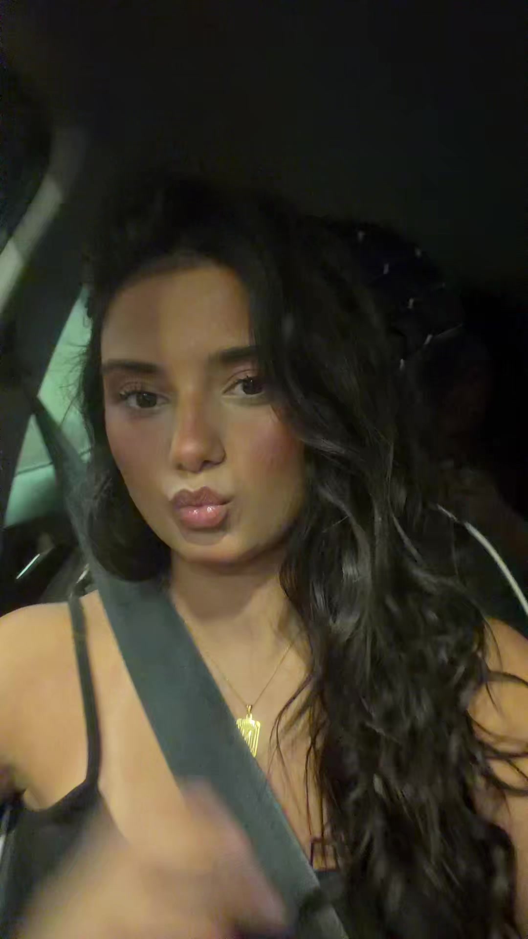 @nazlı ރ