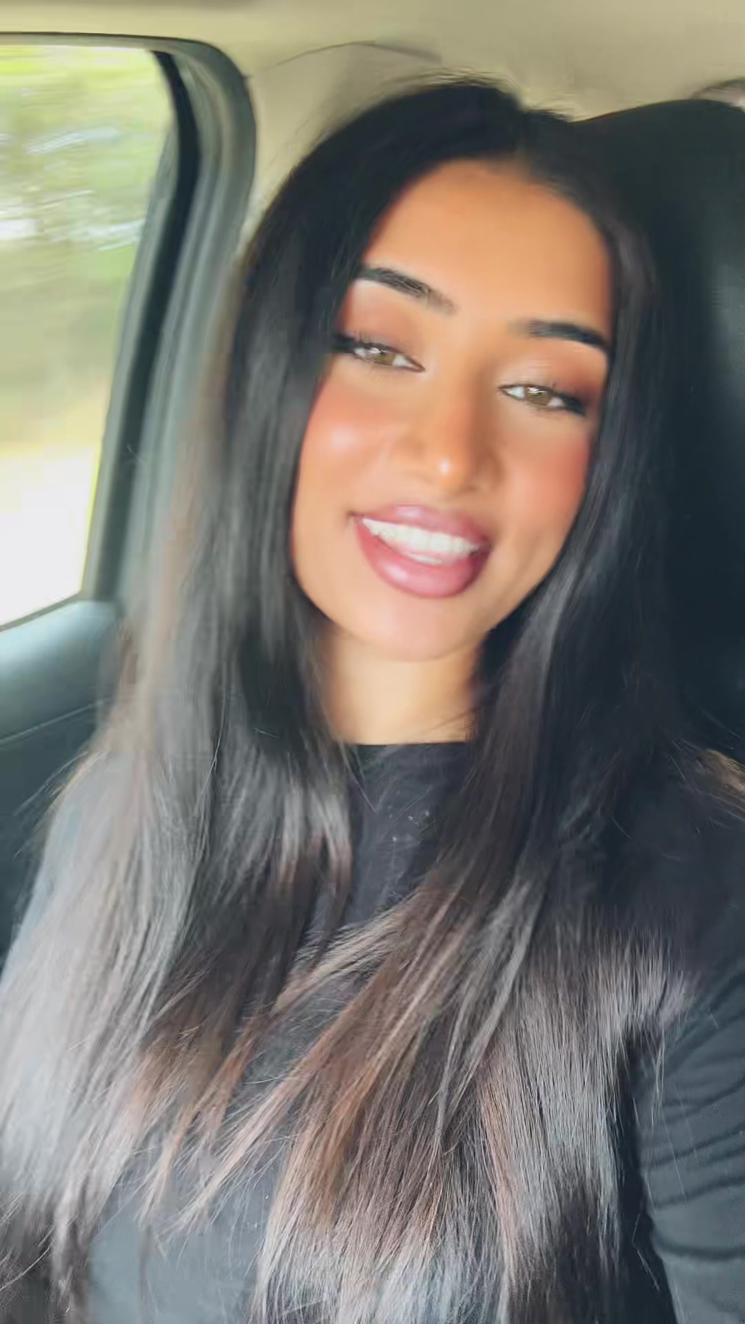 @Simran 💕