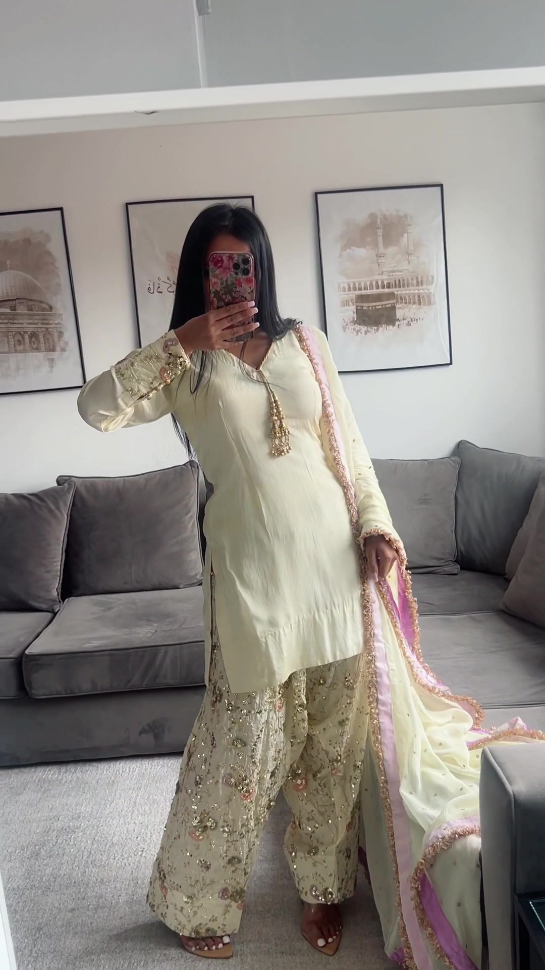 @PretByAziza