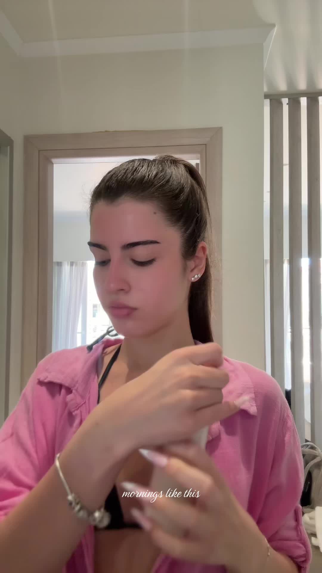 @yana